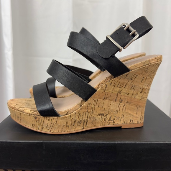 CHARLES BY CHARLES DAVID Women's Liber Platform Black Straps/Cork Sole 8M NIB - Picture 7 of 11